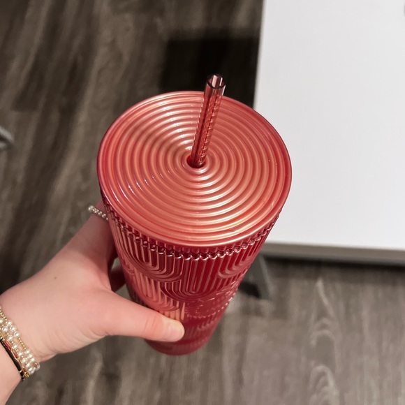 COPY - Starbucks Pink Pearl Shell Mermaid Scales Tumbler - Picture 5 of 5